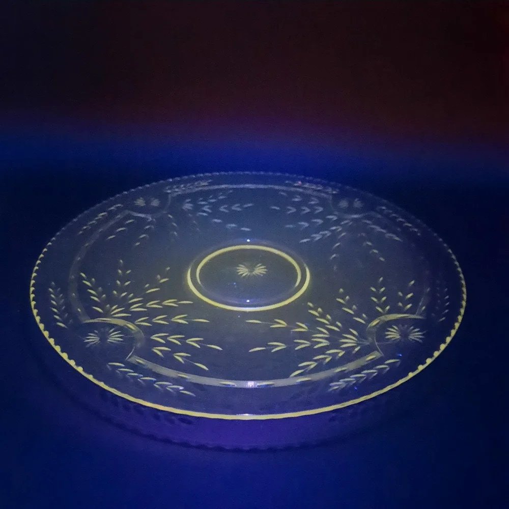 Manganese Glass Cake Stand Pedestal Dessert Display Plate Etched Floral Design‎